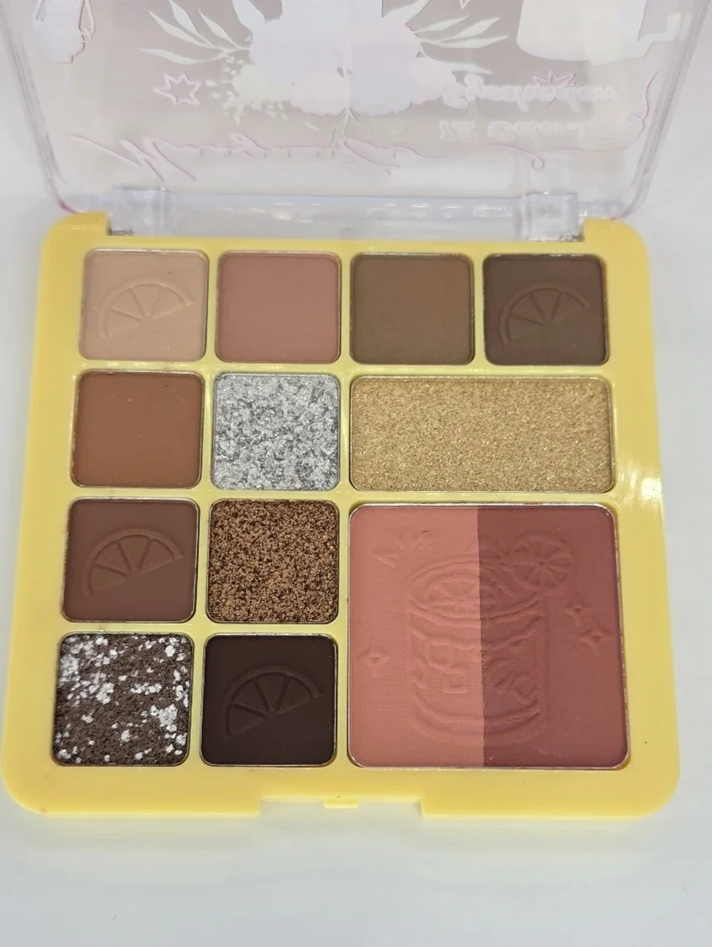 Cosmetic Bundle Set GS108